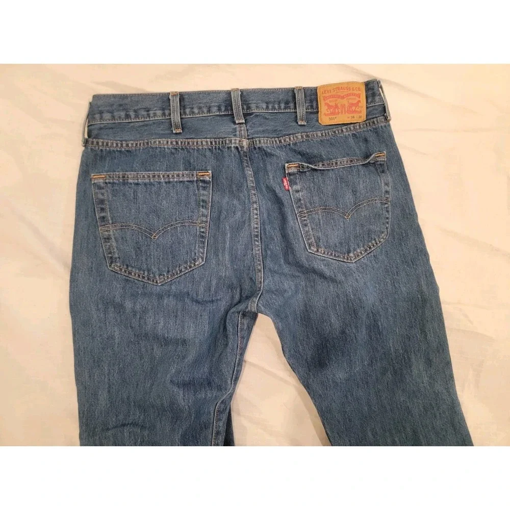 Levi's Original 501 jeans - Straight Leg, Button‎ Fly Men's 38x30 Work Or Play